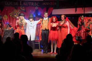 Illusions applause troupe
