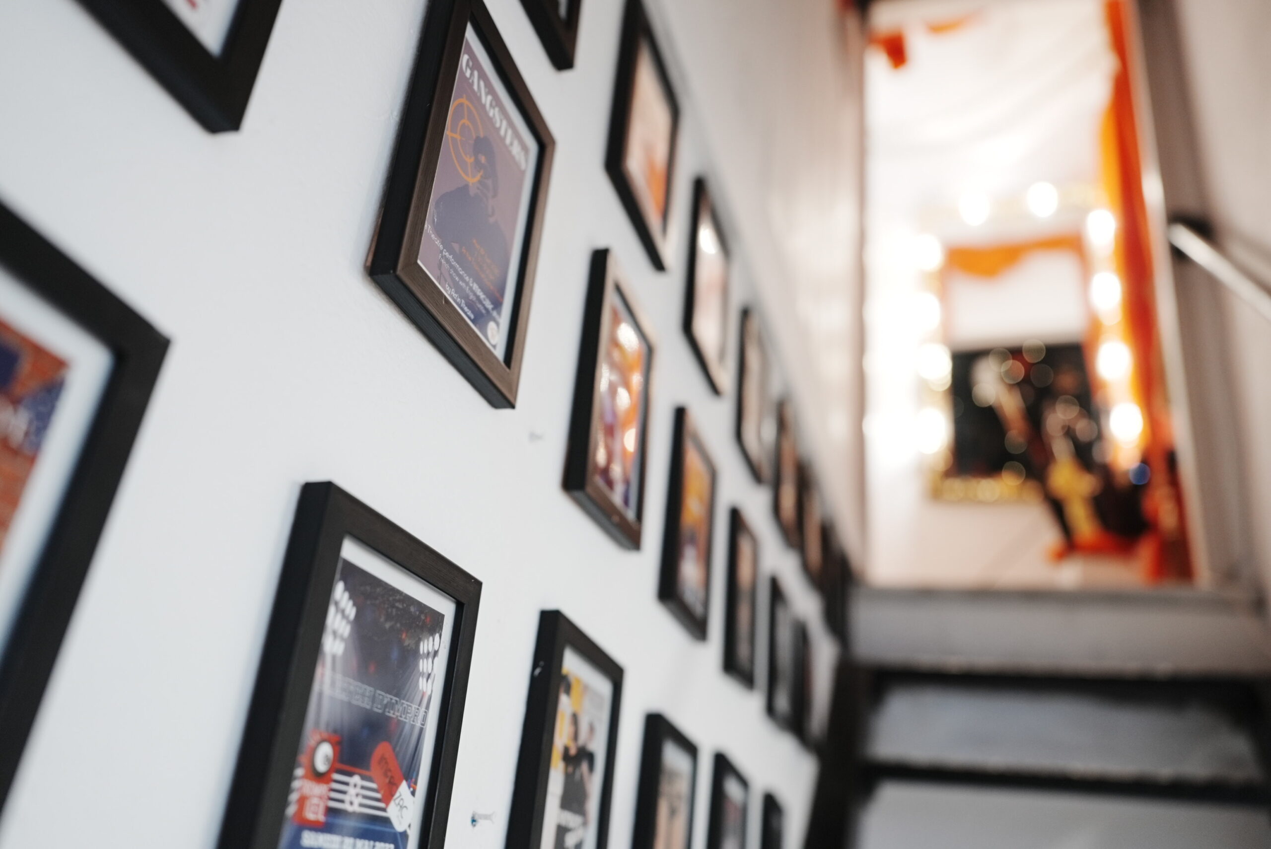 2. PHOTO STUDIO